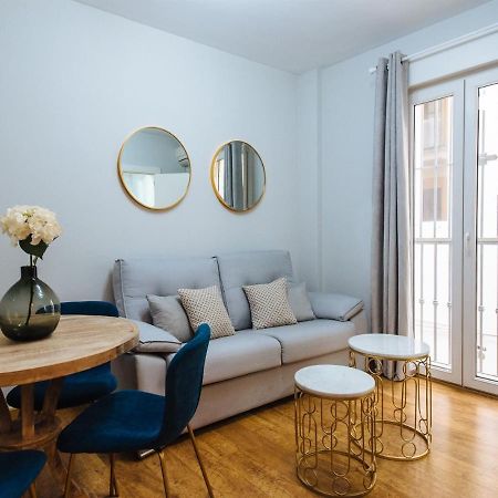 Feijoo Suite Apartment Севилья Экстерьер фото